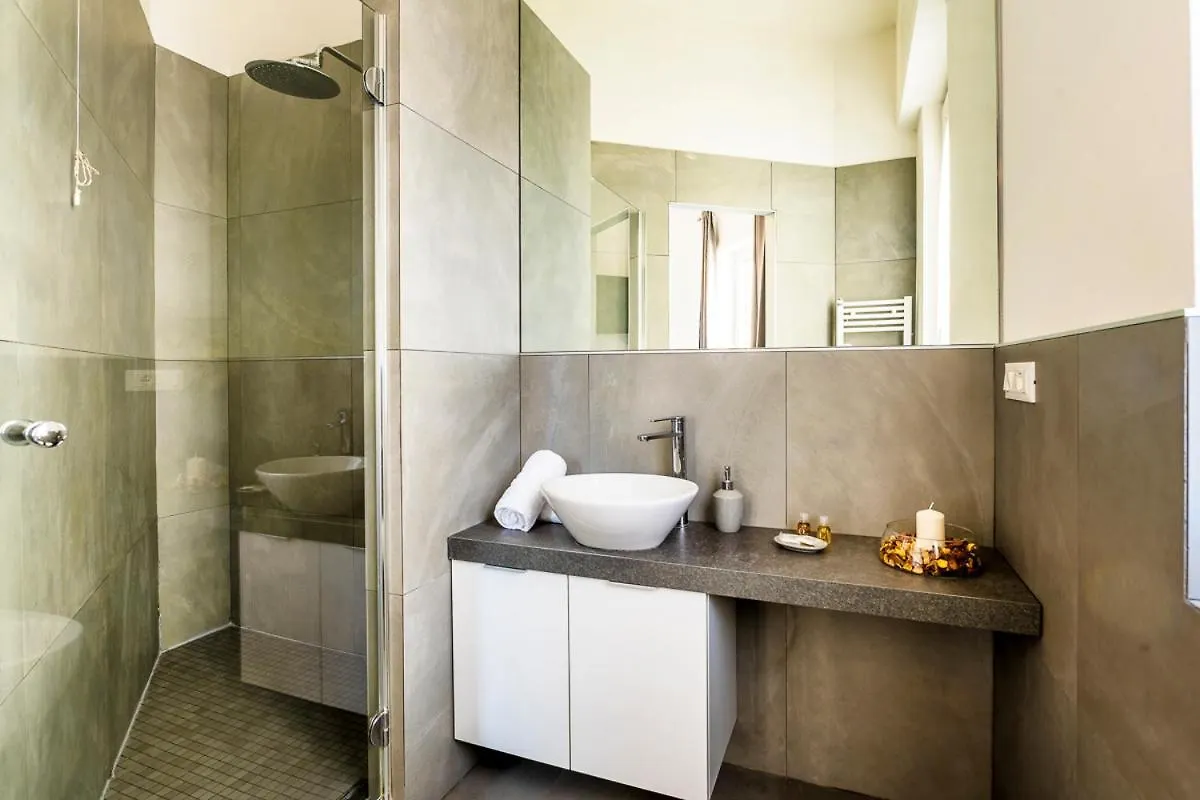 Exclusive 3 Bedrooms Apartment Near Duomo Milan